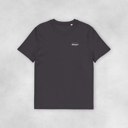 Front view of an anthracite coloured 100% organic cotton t-shirt.